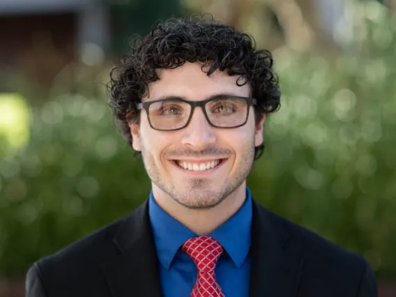 Headshot of Brandon Goldstein