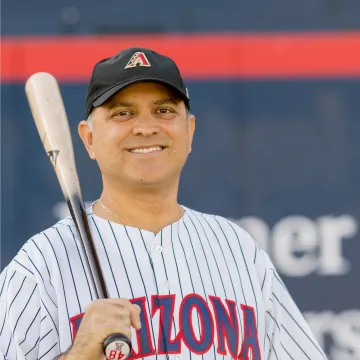 Headshot of Ricardo Valerdi, 2020 Distinguished Outreach Faculty